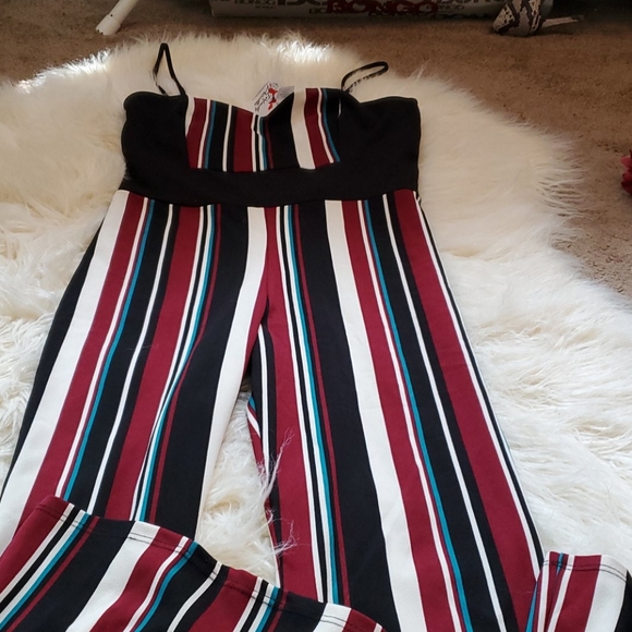 Jumpsuit - Picture 2 of 3